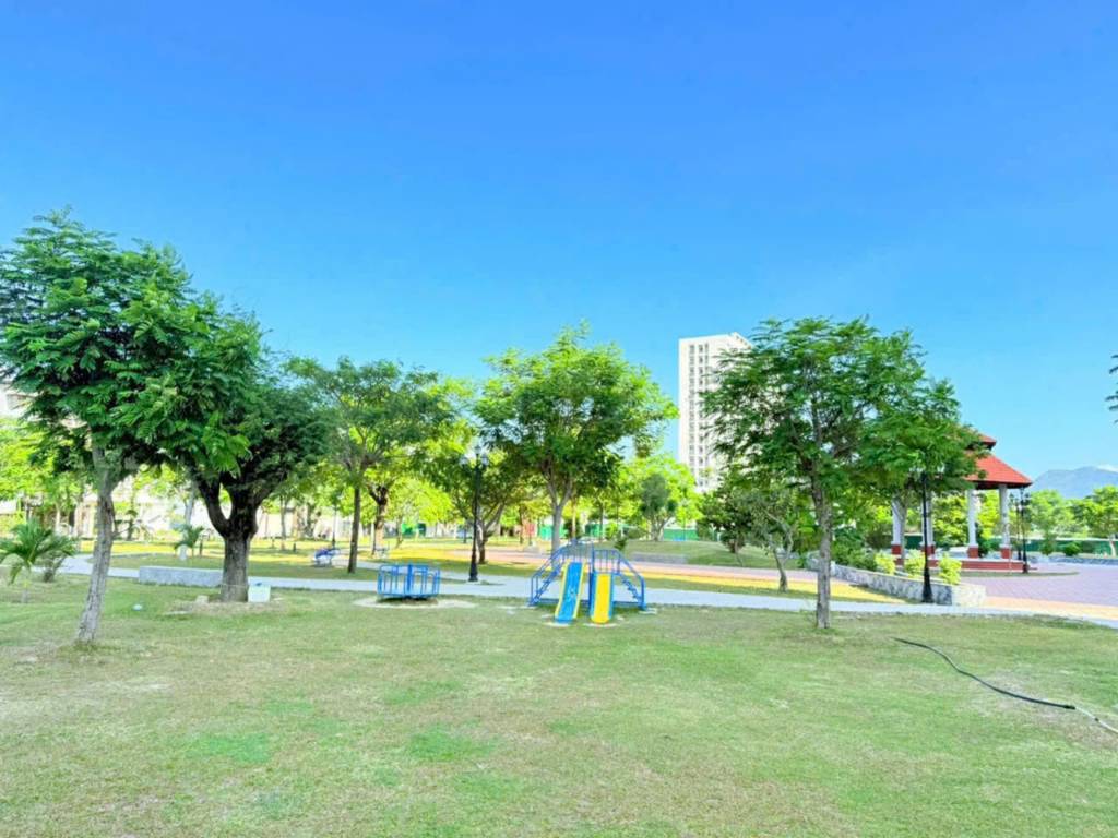 thuviennhadat.vn
