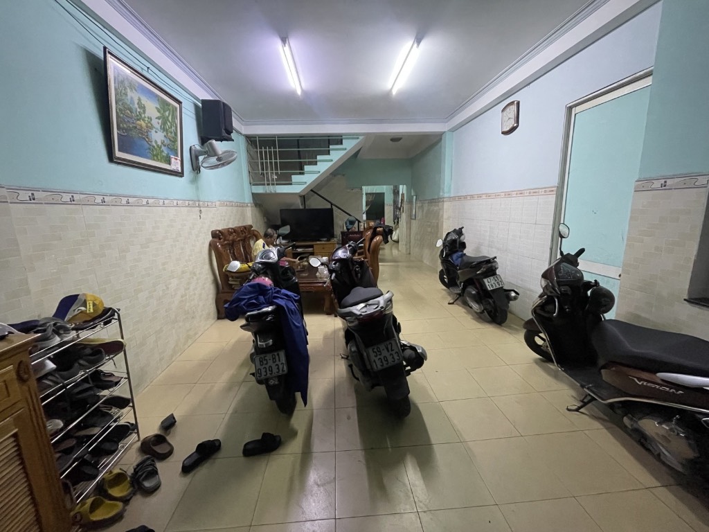 thuviennhadat.vn