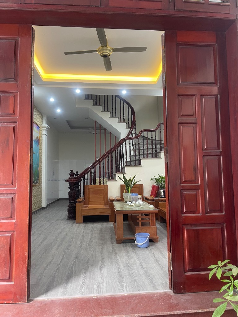 Bán nhà Phú La, hà Đông, 55m, 5 tầng, MT 5m chỉ hơn 13 tỷ, 5 phòng ngủ, thích hợp mở văn phòng, spa