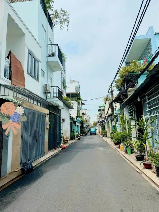 Bán nhà Phúc Lợi, Long Biên, cạnh Vinhomes Riverside, 48m2 x 3 tầng, giá 3,54 tỷ thương lượng
