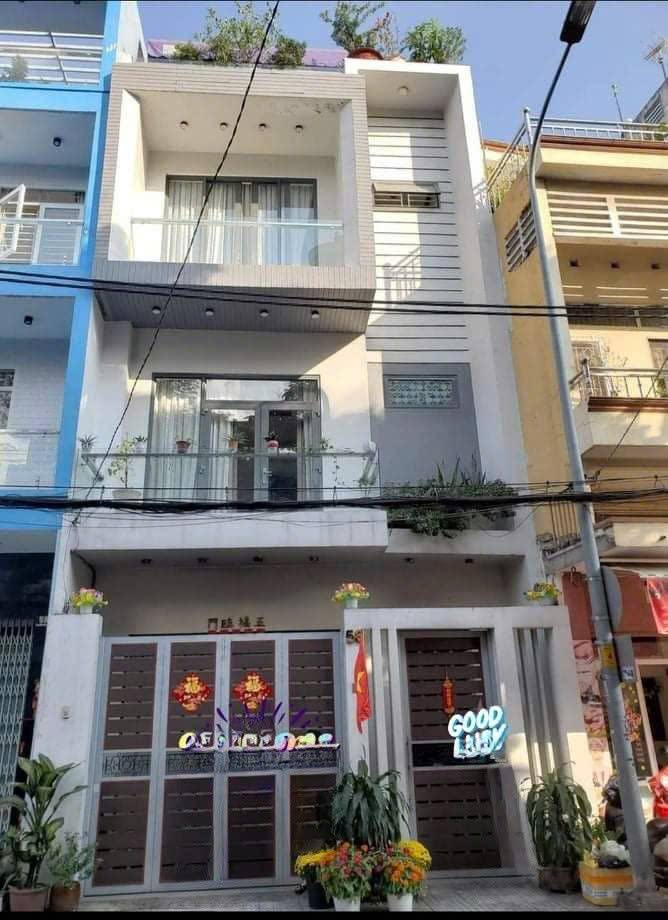 Bán biệt thự trung tâm Quận 11, diện tích 65.4m2, chỉ 23 tỷ