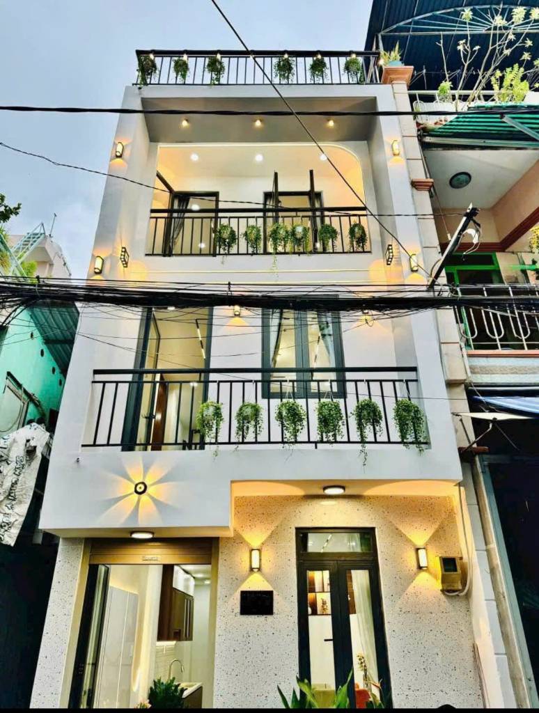 Bán siêu phẩm nhà 2 lầu Phường 4 Tân An, 70m², sổ hồng riêng, chỉ 2.38 tỷ