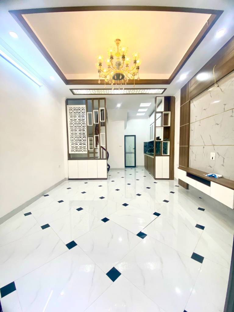 Còn 1 căn duy nhất La Phù 32M2 xây 5 Tầng, 3 ngủ, 4 wc, ngõ 3,5m ô tô đỗ giá 4.1 tỷ