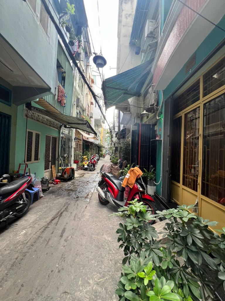 thuviennhadat.vn