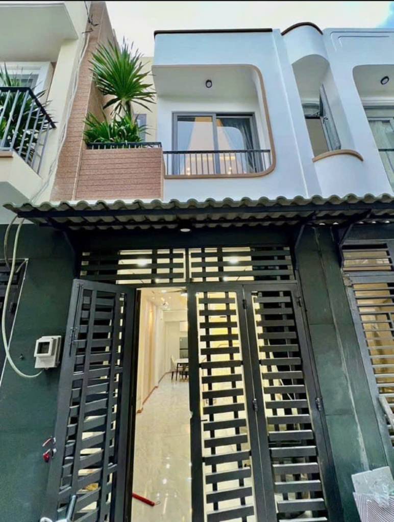 Bán nhà riêng giá rẻ 100m², KDC Hưng Long, Bình Chánh, chỉ 1.45 tỷ, sổ hồng riêng