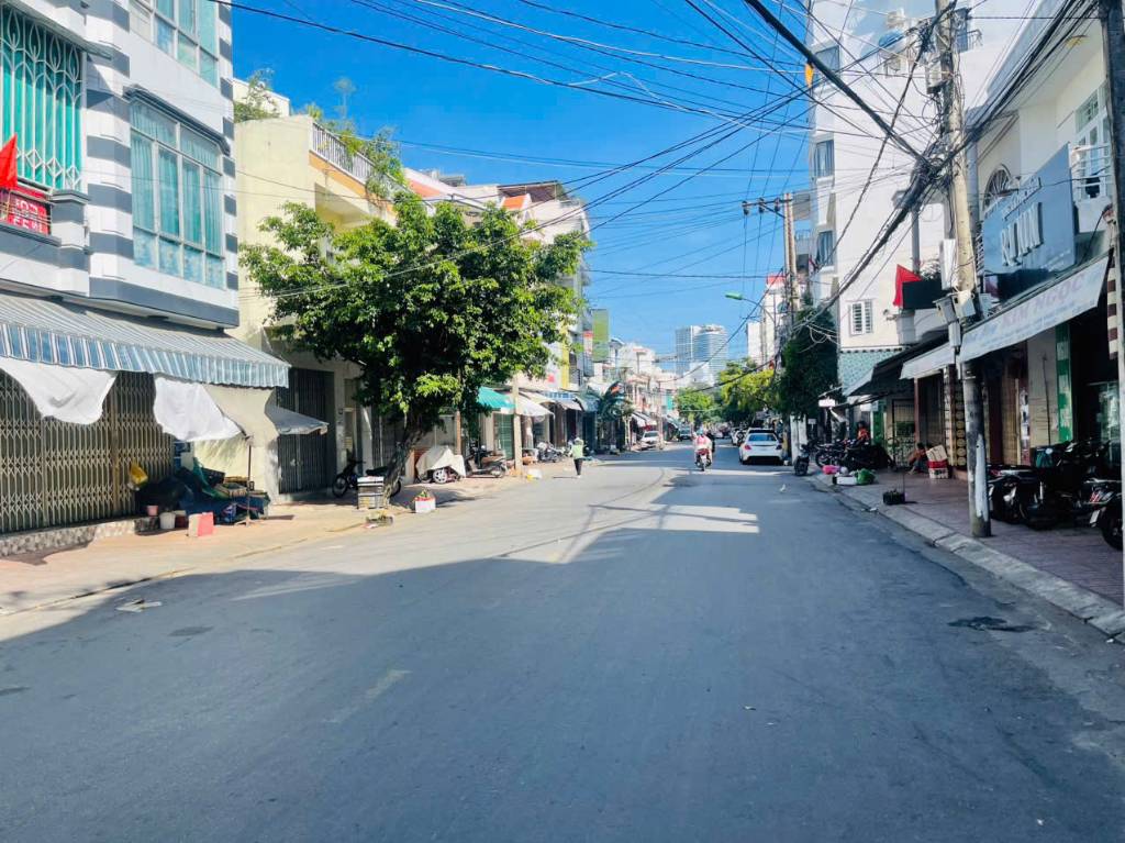 thuviennhadat.vn