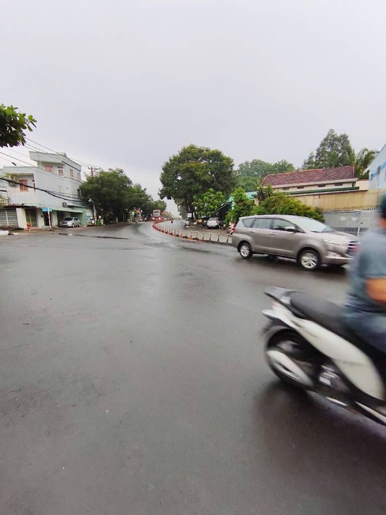 Bán đất nền đẹp đối diện Khu Du Lịch Bửu Long, Phường Trấn Biên, sổ hồng riêng, giá chỉ 2.15 tỷ