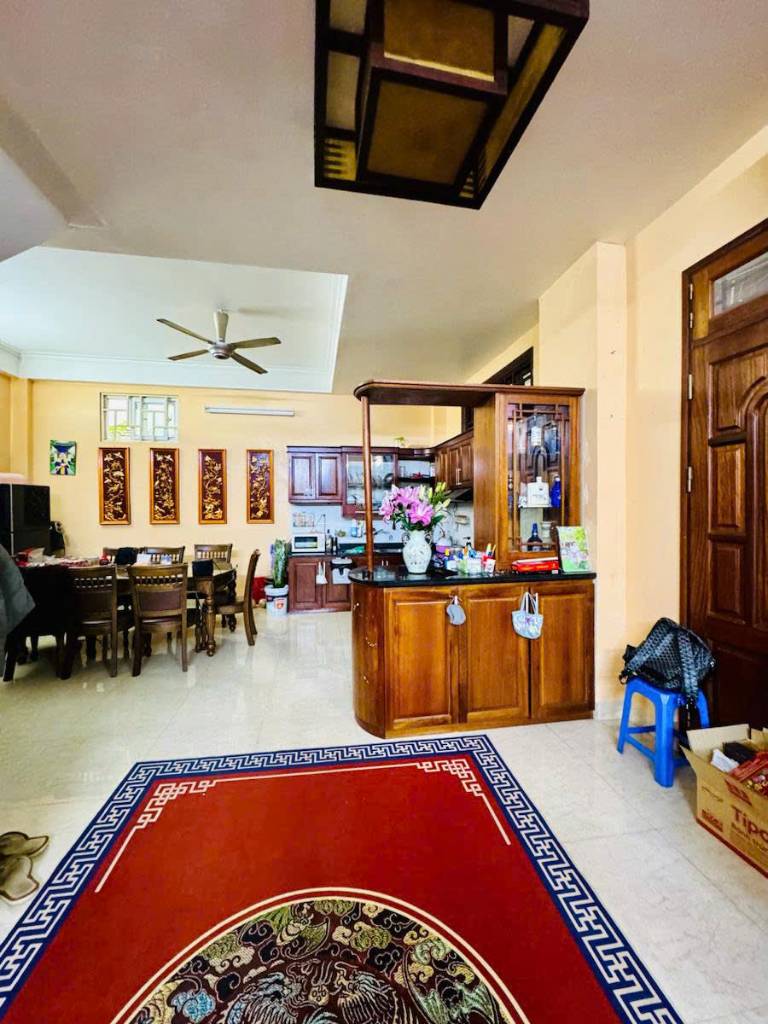 Bán nhà Triều Khúc 85m² x 4T, MT 6.2m, ô tô đỗ cửa, ngõ thông, bao quy hoạch