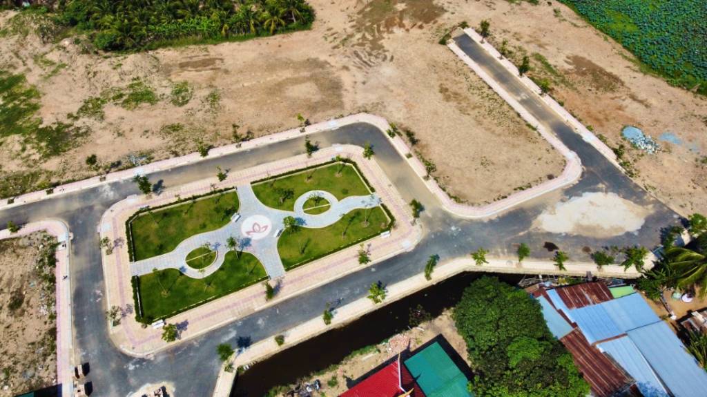 Đất nền view công viên trung tâm Phan Rang, cách biển vài phút, giá chỉ 1.2 tỷ, sổ đỏ riêng