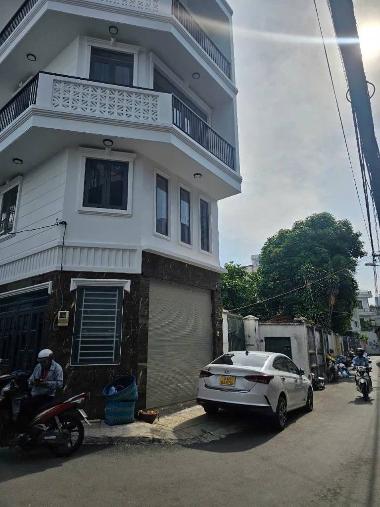Bán tòa căn hộ dịch vụ Vũ Tùng Bình Thạnh, Sát Quận 1, 9 phòng full nội thất, thu nhập 600tr/năm