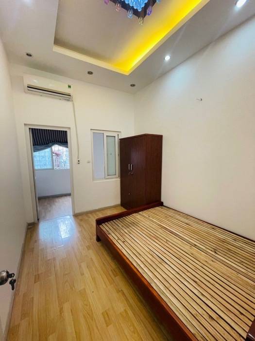Bán căn hộ dịch vụ Tây Sơn, Trung Liệt, Đống Đa, 56m2, 4T, 7Pn, giá 9 tỷ