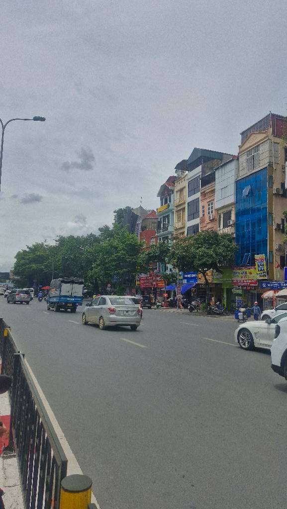 Bán nhà mặt tiền Tây Sơn, Khương Thượng, Đống Đa, 16m2, mặt tiền 3,5m, 4 phòng ngủ, giá 12,5 tỷ