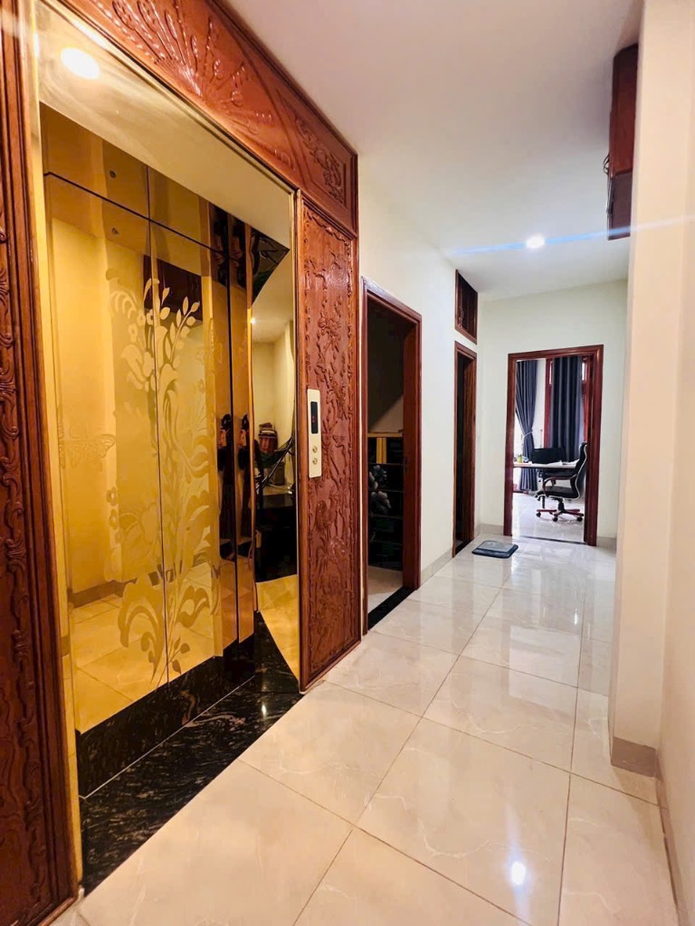 Bán nhà 5 tầng, đường 22 Linh Đông, Thủ Đức, diện tích 100m2 (5 x 20), giá 11,29 tỷ