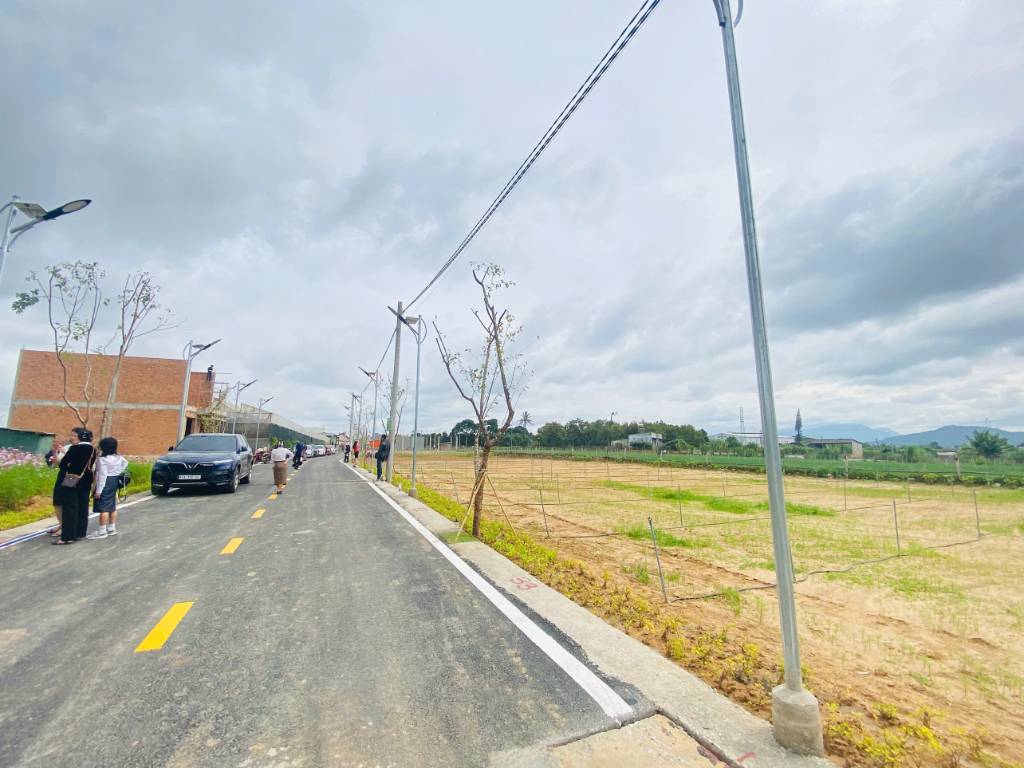 Đất nền trung tâm Đức Trọng, Gần sân bay Liên Khương, Hạ tầng hoàn chỉnh, Sổ sẵn, giá chỉ từ 1.28 tỷ