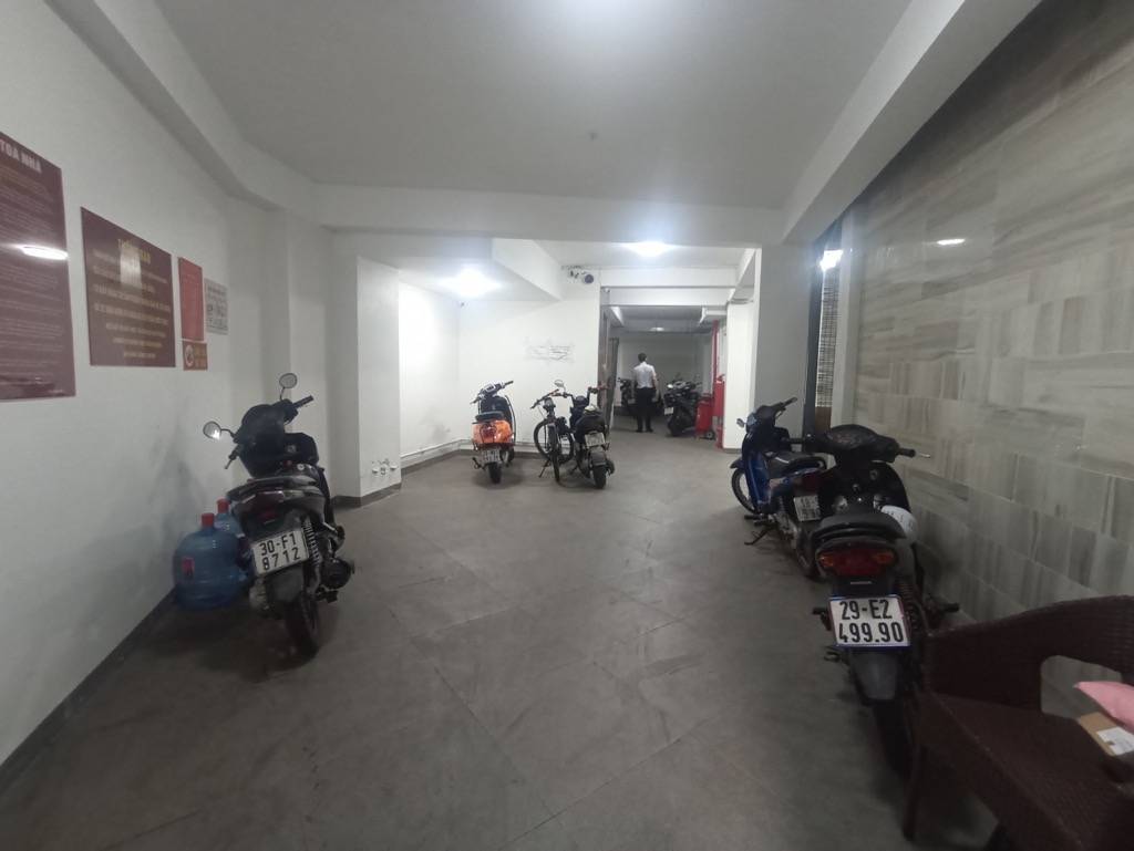 Bán CHDV Hào Nam,  Ô Chợ Dừa, Đống Đa, 111m², 8 tầng, 19P khép kín, giá chỉ 23 tỷ