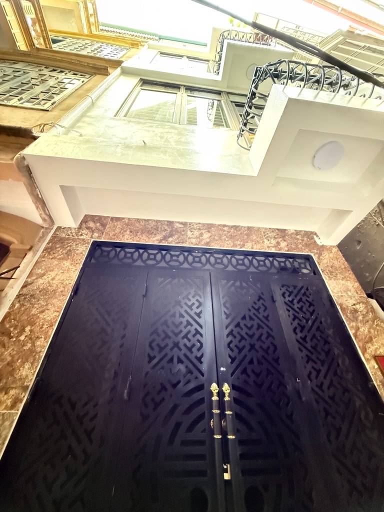 Bán nhà Hào Nam, Ô Chợ Dừa, Đống Đa, 28m2, 5 tầng, 3pn, giá 7,25 tỷ