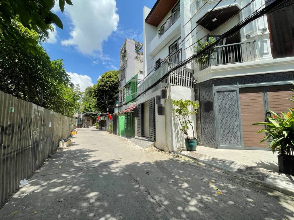 Bán nhà riêng 80m2 - Hẻm xe hơi 6m, Đường Dương Văn Dương, Q. Tân Phú