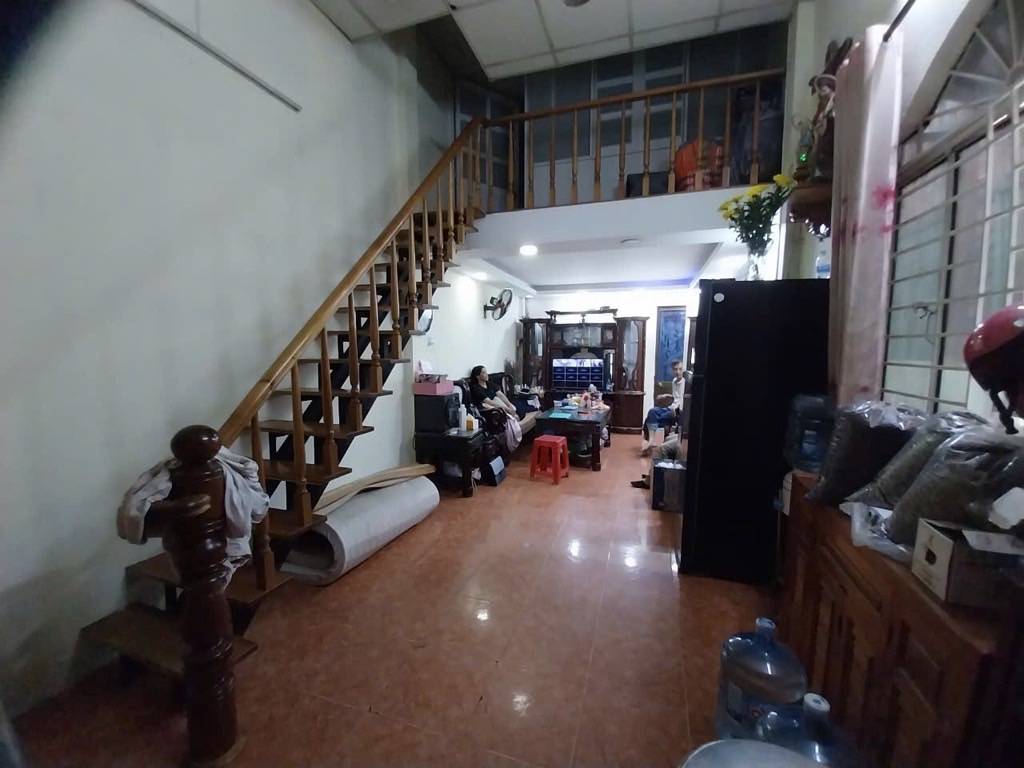 Bán nhà Mặt tiền Trung Chánh - Hóc Môn- 180m2 - Chỉ 7,28 Tỷ