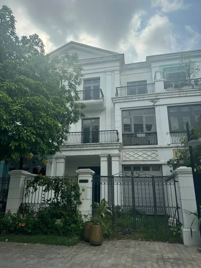 Bán biệt thự Đại Kim, Hồ Linh Đàm, Hoàng Mai, 256m2, 4 tầng, giá 58 tỷ