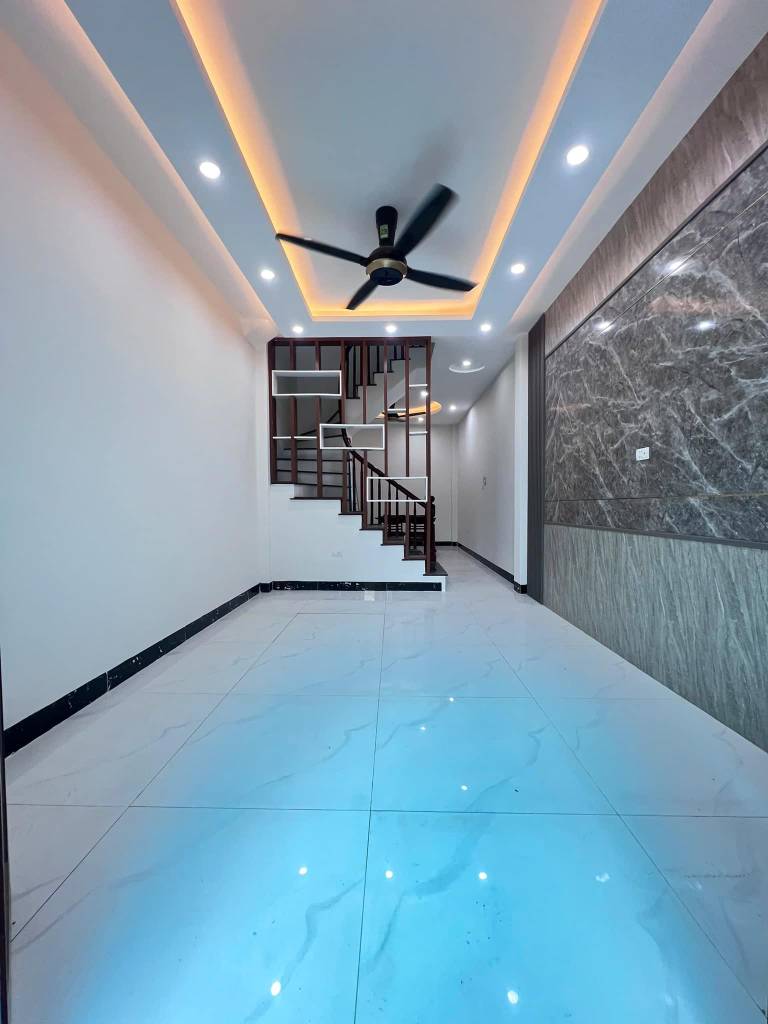 Bán nhà Tân Lập gần Vinhomes Đan Phượng 38m² 5 tầng 4 ngủ giá chỉ hơn 4 tỷ