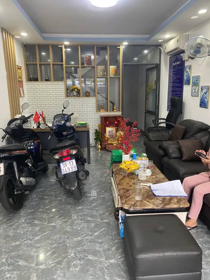Bán nhà mặt tiền Nguyễn Phúc Chu, kinh doanh sầm uất, 70m², ngang 4.6m – chỉ 13.9 tỷ TL