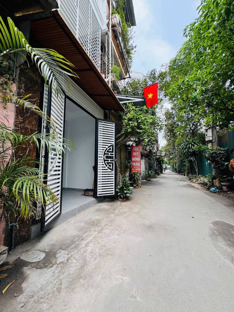 Bán nhà Lĩnh Nam, Hoàng Mai, 48m2 ngõ oto thông, nhà thoáng hai mặt trước sau, kinh doanh đỉnh