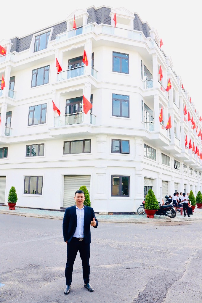 Bán căn góc shophouse 481m² đối diện chợ An Sương, Quận 12, sổ sẵn, hoàn công nhà
