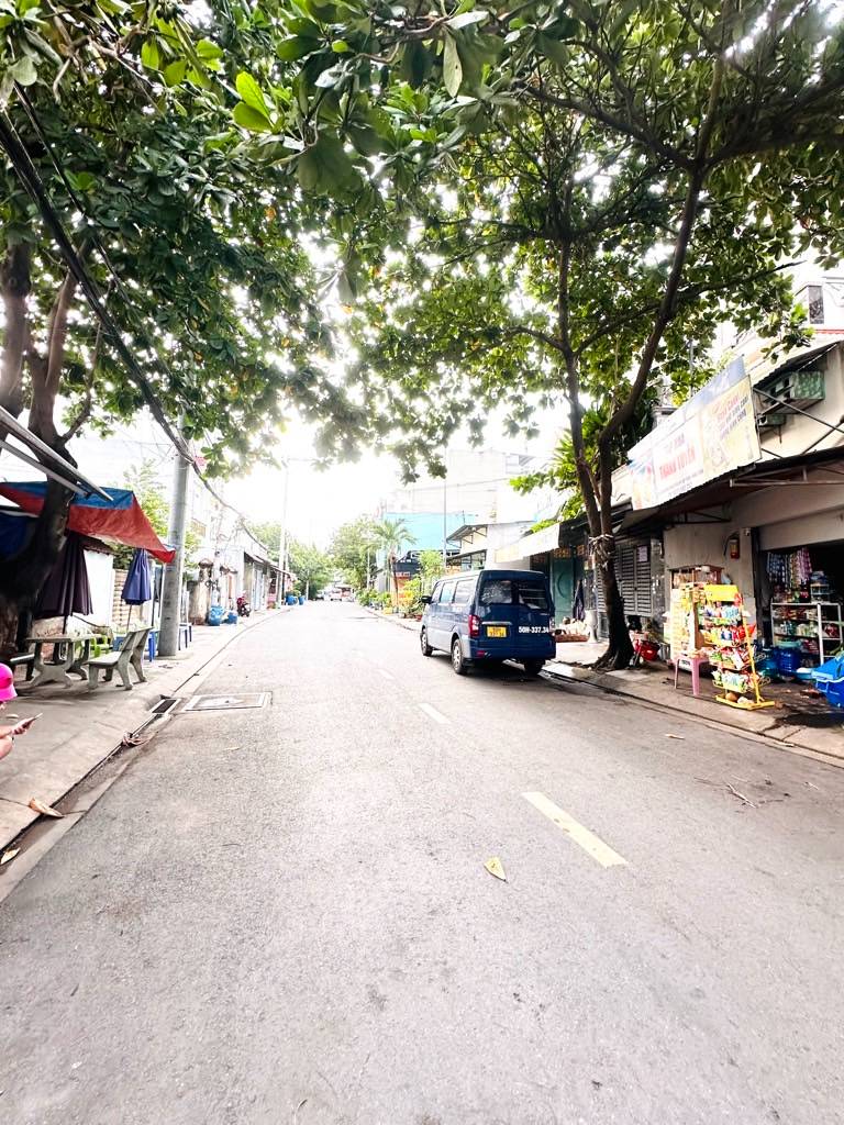 Bán nhà mặt tiền Hiệp Thành, Quận 12, 2pn, 112 m2, kinh doanh đa ngành, giá 6,58 tỷ