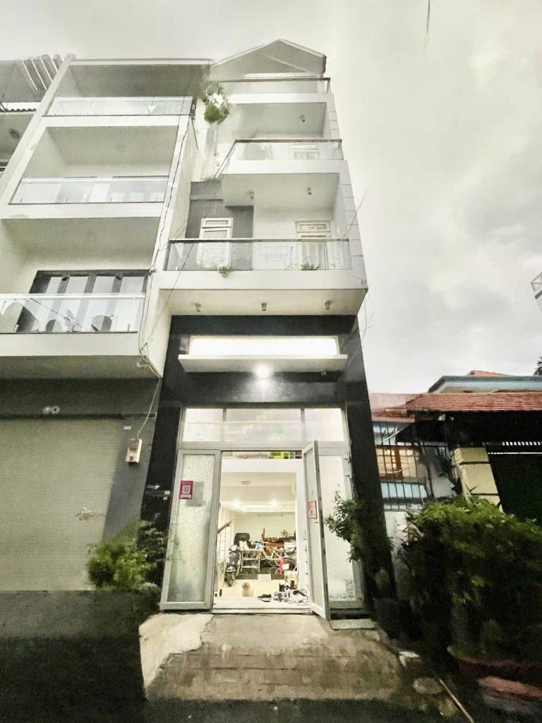 Bán nhà Nguyễn Xí, Bình Thạnh, 5 tầng, full nội thất, hẻm xe tải tránh, giá 11,8 tỷ