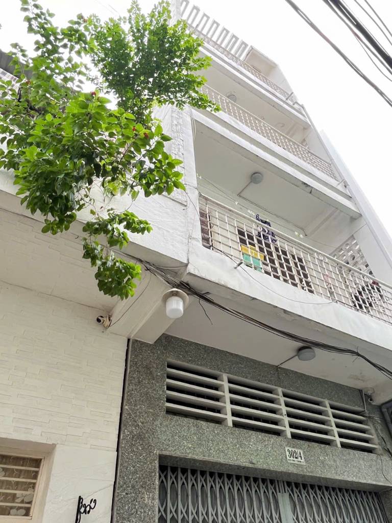 Bán nhà 4 tầng, hẻm Hai Bà Trưng, Quận 1, chỉ 16 tỷ
