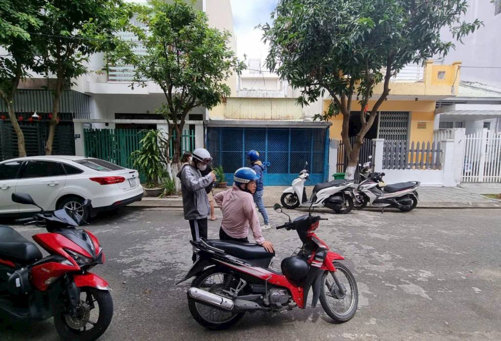 Bán nhà cấp 4 MT 5.5m Nguyễn Đăng Tuyển, đầu tuyến Sơn Trà, cách biển 300m