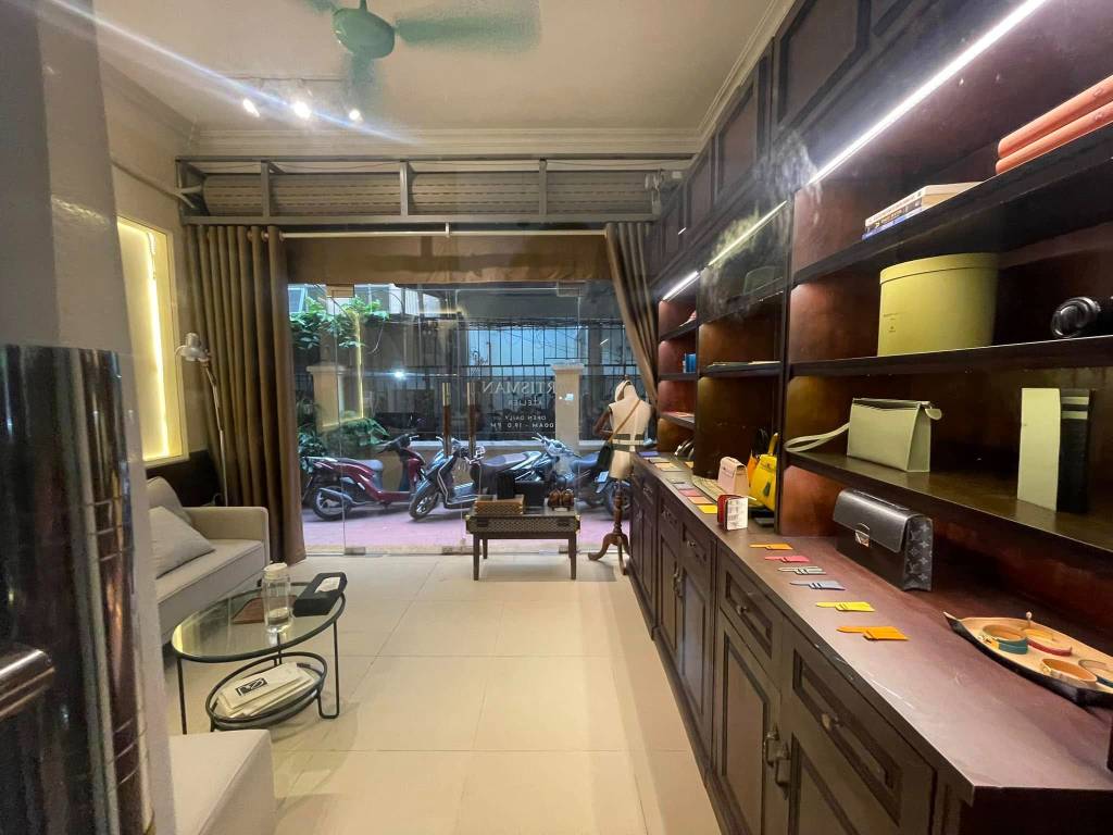 Bán nhà Lý Nam Đế 66m², 6 tầng, 2 thoáng, thang máy, trung tâm Hoàn Kiếm chỉ 40.5 tỷ
