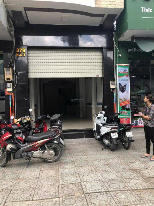 Bán nhà mặt tiền Ngô Gia Tự Q10, 5 lầu, nhà trống giao ngay