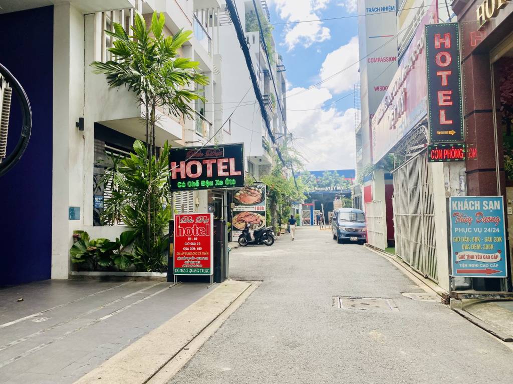 Bán nhà 5 tầng full nội thất, gần mặt tiền Quang Trung, DTSD 150m², giá 7.99 tỷ