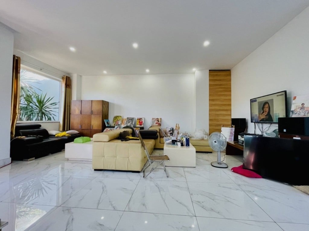 Bán Biệt Thự Liền Kề 230m2 KDC Phú Xuân Vạn Phát Hưng, Nhà Bè, Hồ Chí Minh - Đầy Đủ Nội Thất