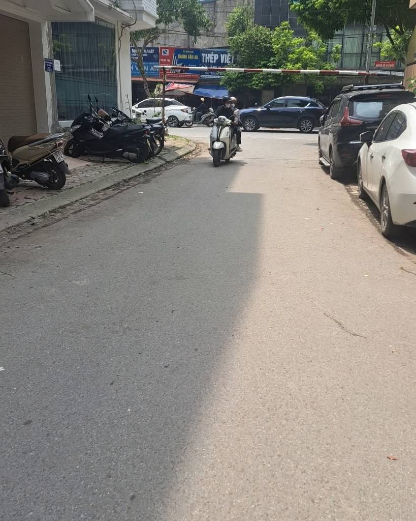 BÁN NHÀ KĐT VĂN QUÁN - 5 TẦNG, GARA, GỖ LIM CAO CẤP - GẦN PHỐ CHIẾN THẮNG