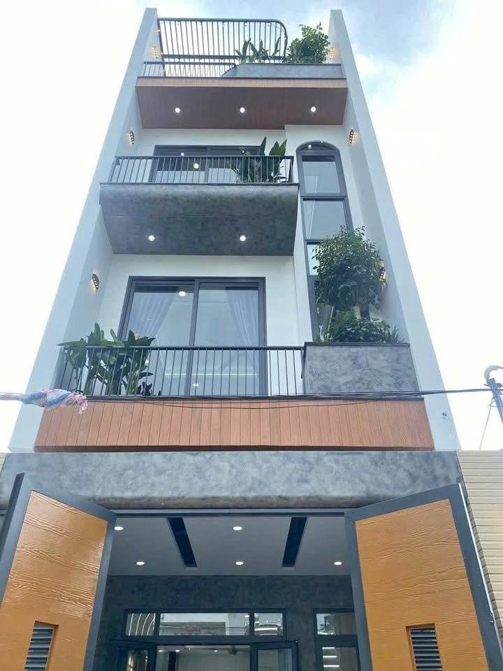 NHÀ ĐẸP 4 PHÒNG , MẶT TIỀN KINH DOANH, PHƯỜNG 6, TP TÂN AN, PHÁP LÝ RÕ RÀNG