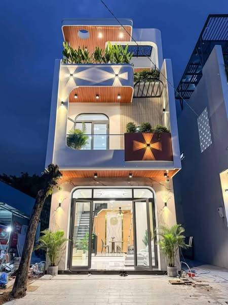 BÁN NHÀ 2 LẦU THOÁNG ĐẸP, PHƯỜNG 6, TRUNG TÂM TÂN AN, GIÁ 2 TỶ 350 TRIỆU