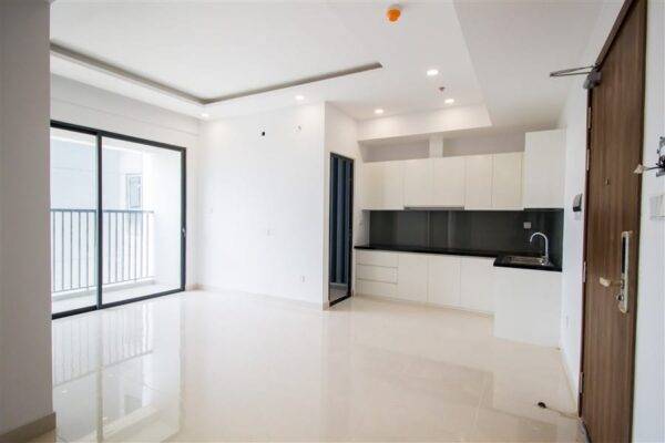 Chủ cần bán gấp căn hộ 2pn view sông, nội thất cơ bản, sổ riêng, giá chỉ 2.55tỷ