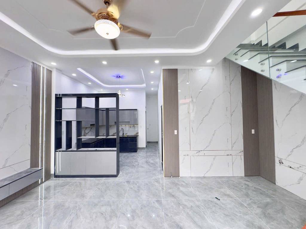 Bán Nhà Mới Xây Trung Tâm Biên Hoà, hoàn công , Thổ cư, Chỉ 2Tỷ9