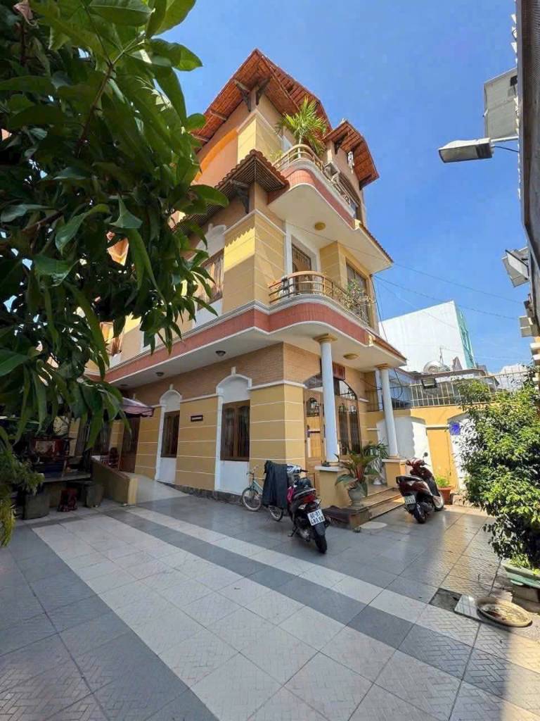 BIỆT THỰ SIÊU ĐẸP Trung tâm tỉnh (BIÊN HOÀ) Rộng rãi , an Ninh, 200m2