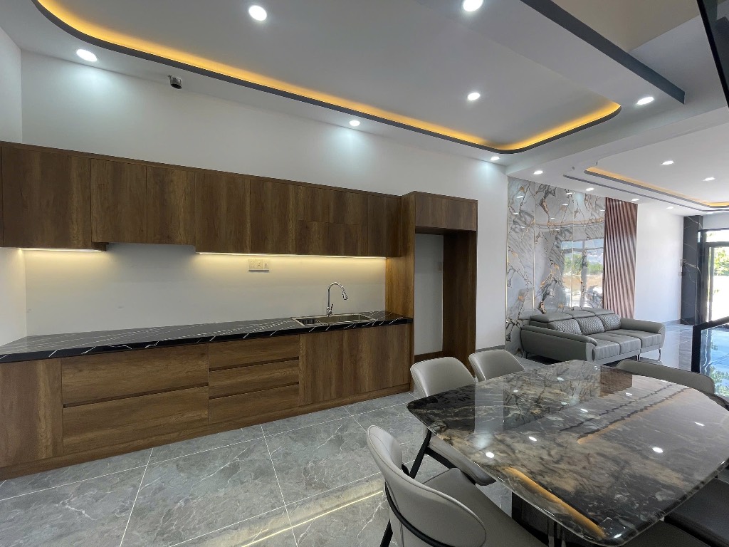 Bán nhà mới đẹp 3 tầng TĐC Ngọc Hiệp , Phường Tây Nha Trang giá 6.2 tỷ