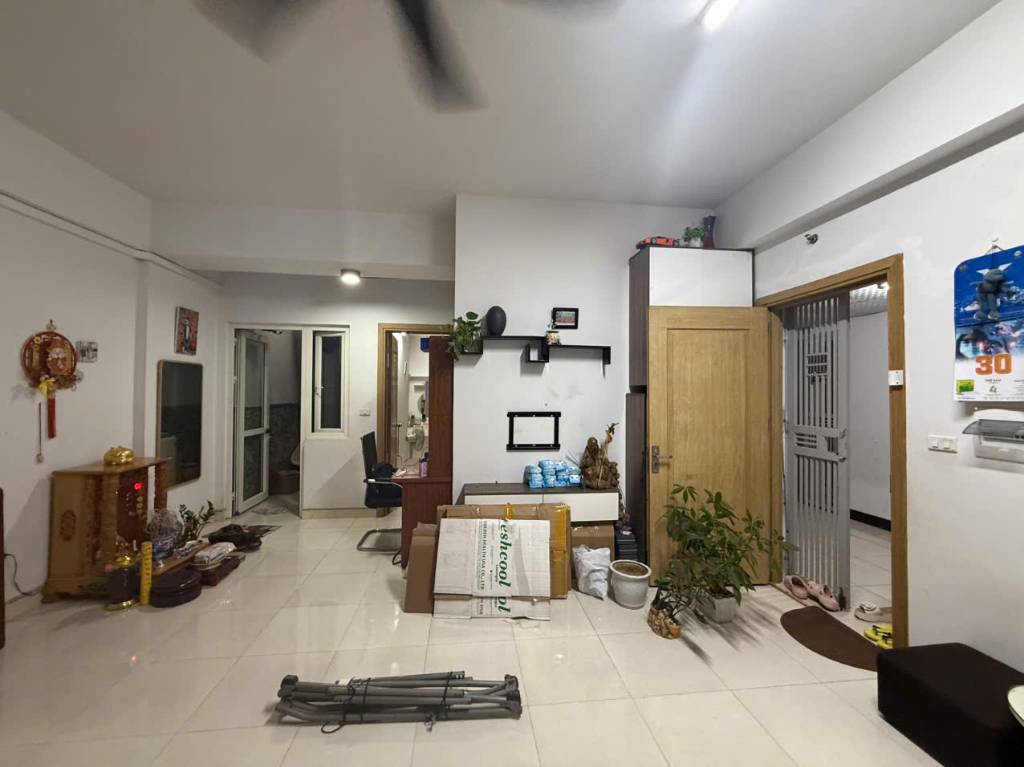 Chỉ 2,4 tỷ - sở hữu ngay căn hộ 70m² full nội thất tại chung cư Thanh Hà