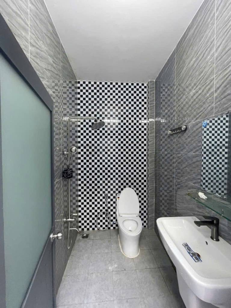Nhà đẹp xã Mỹ Lộc, Cần Giuộc , Long An dt 96m2 2pn 2wc giá 1,5 tỷ