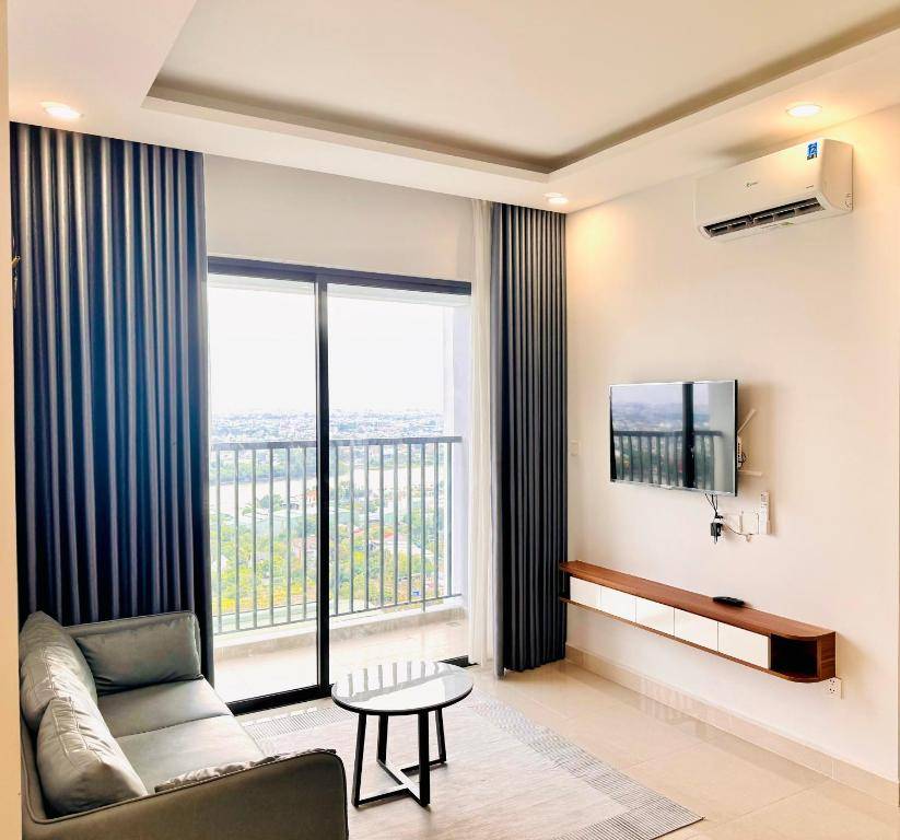 Chủ cần bán gấp căn hộ 2pn view song, full nội thất, sổ riêng giá chỉ 2.85 tỷ