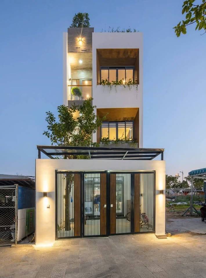 Bán Nhà Mặt Tiền Quốc Lộ 1A – Trung Tâm TP Tân An – Giá Chỉ 2 Tỷ 300