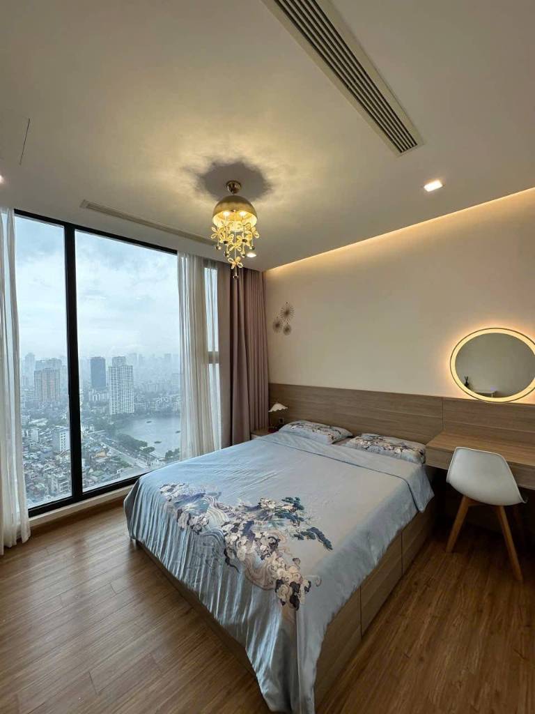 Chính chủ cho thuê Vinhomes Metropolis Liễu Giai, Ba Đình, 130m², giá tốt