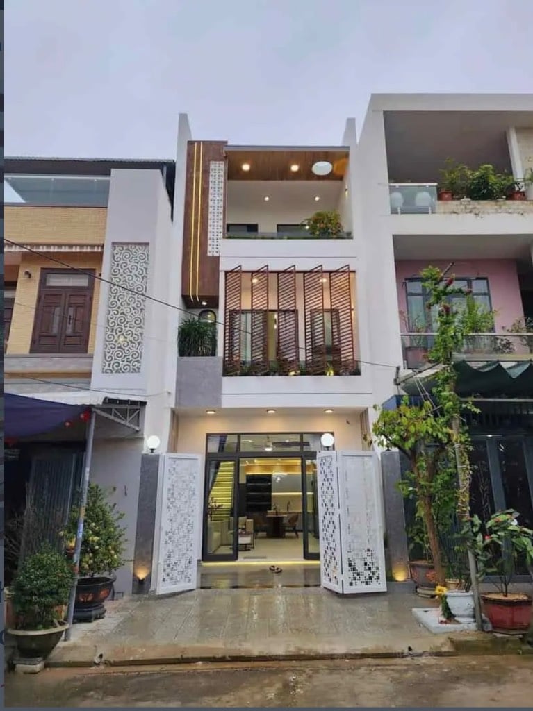 Chính chủ bán nhà phố 1 lầu, 68m², mặt tiền Nguyễn Huỳnh Đức, Tân An, SHR, Giá chỉ 1 tỷ 9