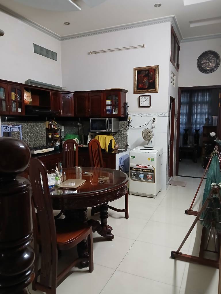 Bán nhà lầu mặt tiền đường Lý Thường Kiệt, Phường 5, TP. Mỹ Tho, 3PN, kinh doanh tốt, giá 10.5 tỷ