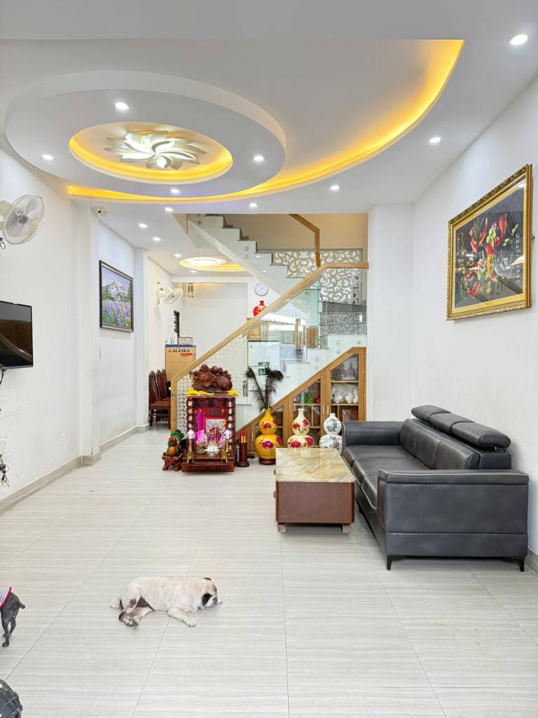 BÁN NHÀ HẺM CMT8, PHƯỜNG 10, QUẬN 3 – TRỆT 2 LẦU + MÁI CHE THANG – GIÁ 15 TỶ